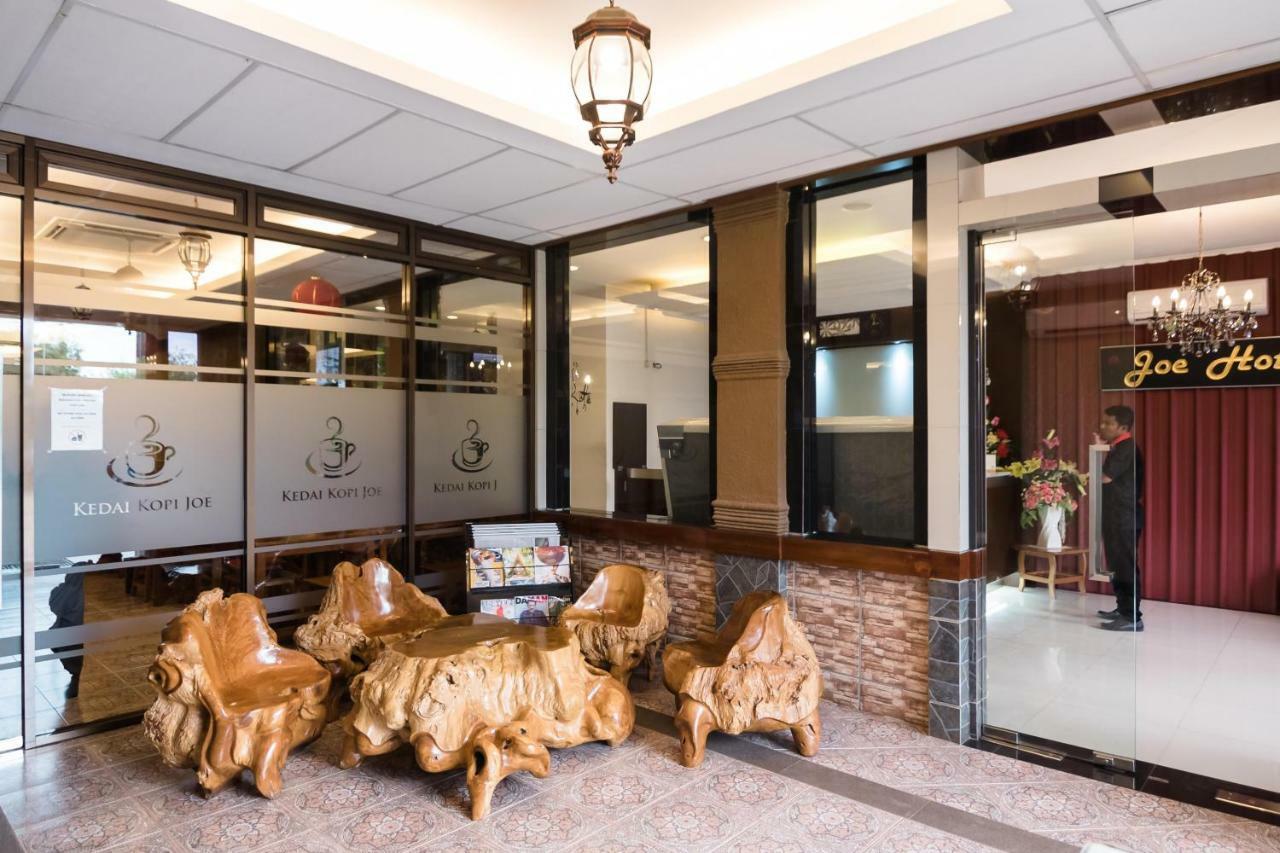 Reddoorz Plus Near Soekarno Hatta Airport 2 Tangerang Ngoại thất bức ảnh